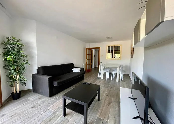 For A Stay Santillana Plaza