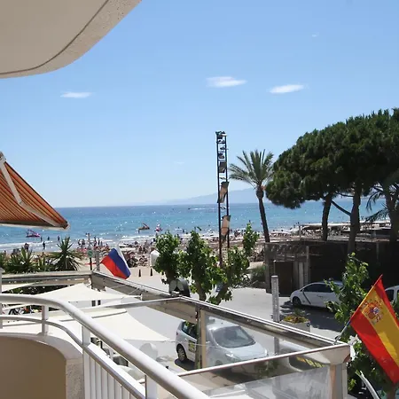 For A Stay Santillana Plaza Salou Exterior photo